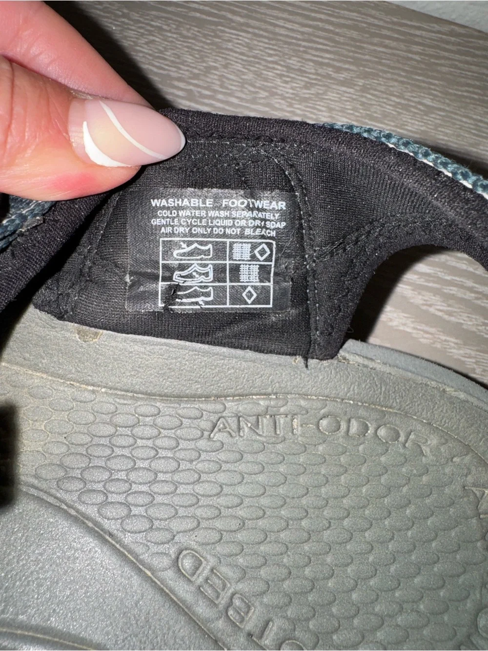 KEEN Men’s Newport H2 Closed Toe Water Hiking Sandal Navy Blue Gray Sz 10